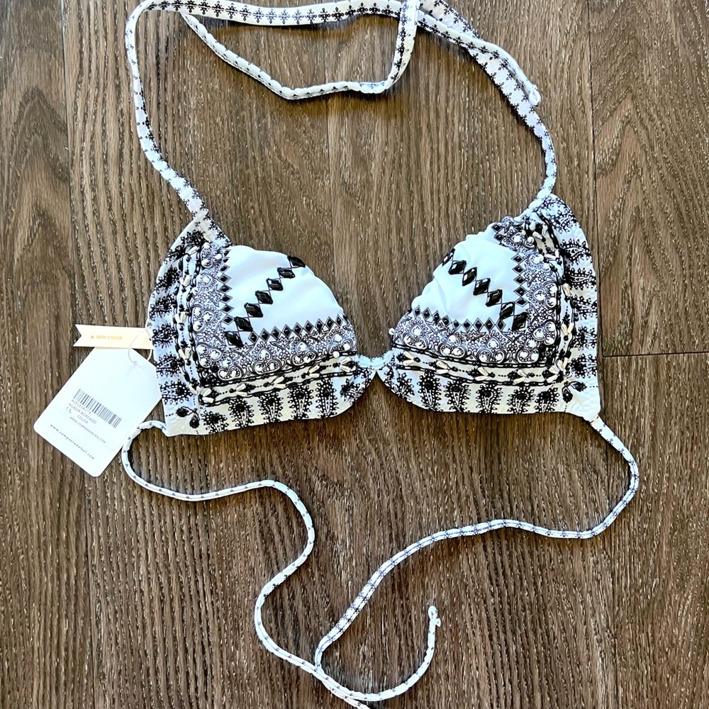 NEW Compañia del Sol Women's triangle Bikini Swimsuit Top, black and white​​